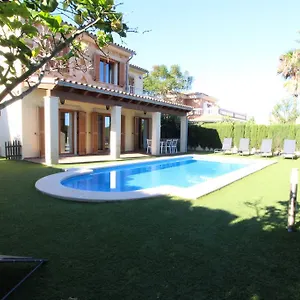 Puerto Adriano España